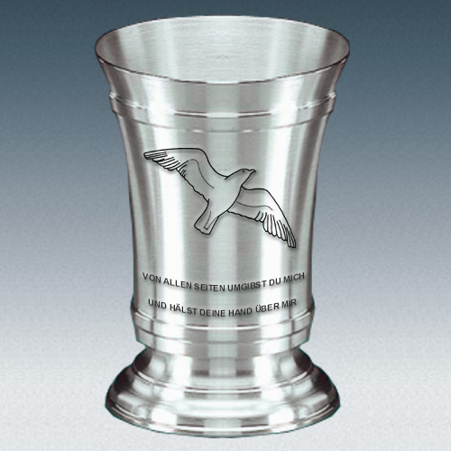 Becher mit Gravur Möwe