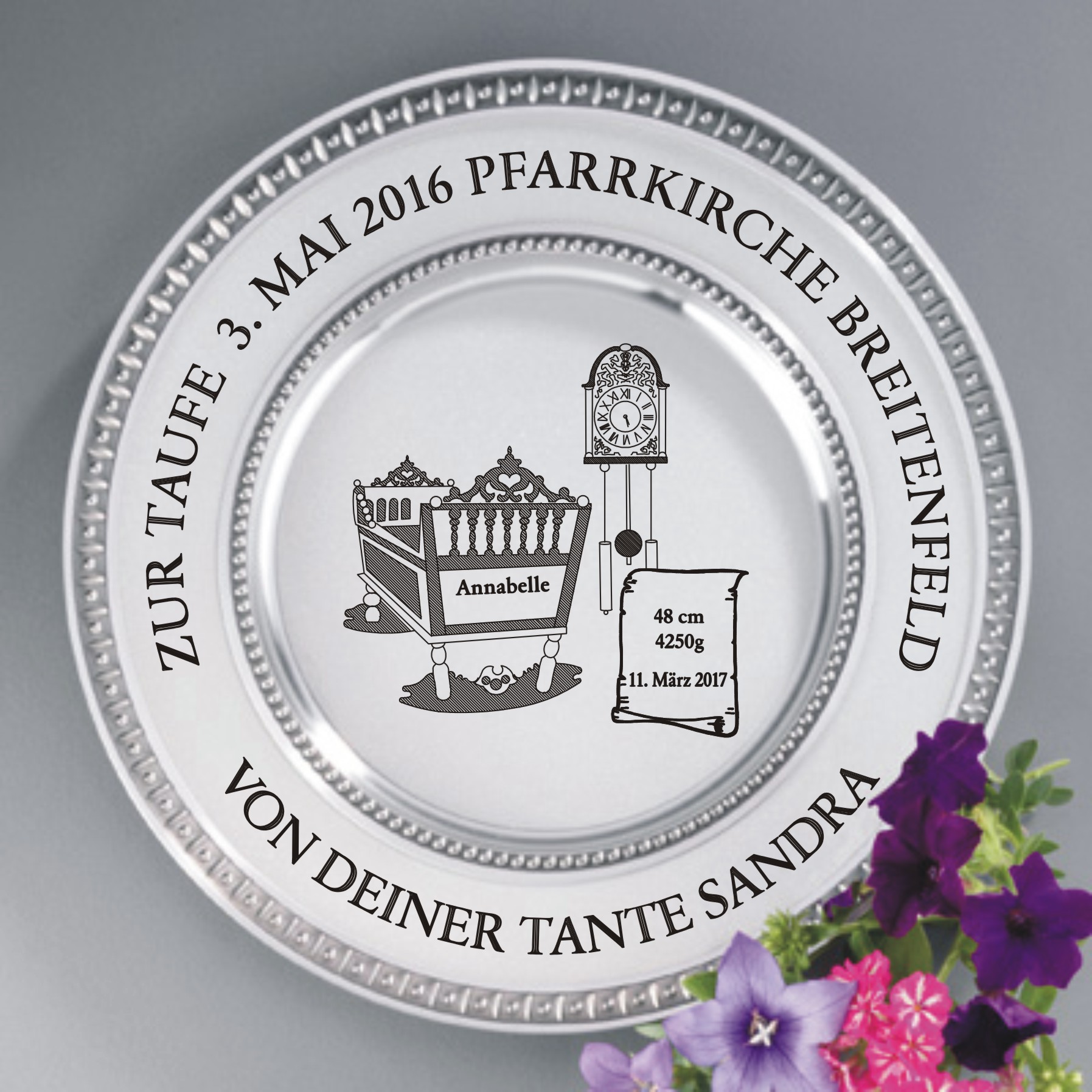 Zinn Teller mit Gravur Wiege, Uhr
