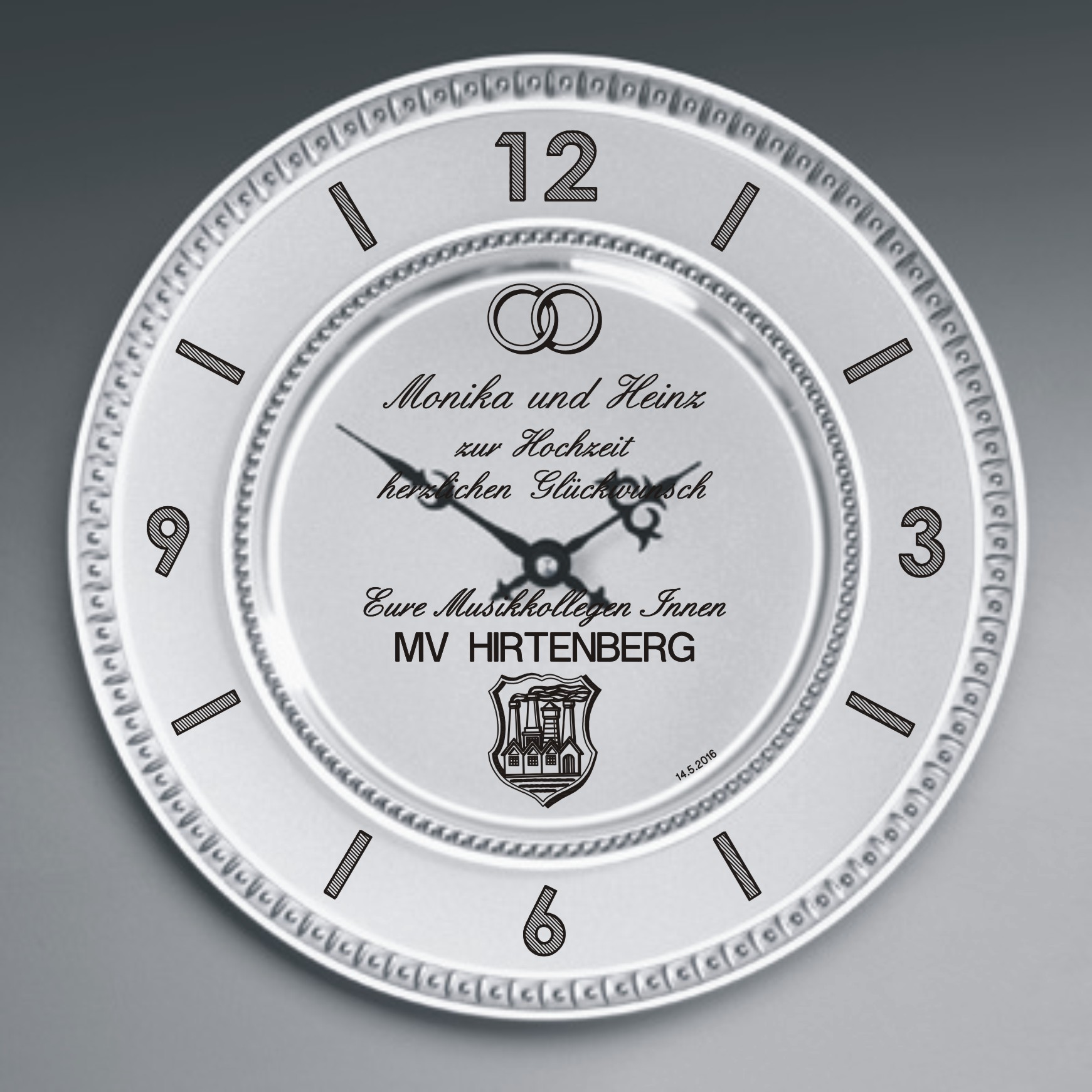 Zinn Uhr mit Gravur Musikverein Hochzeit Wappen