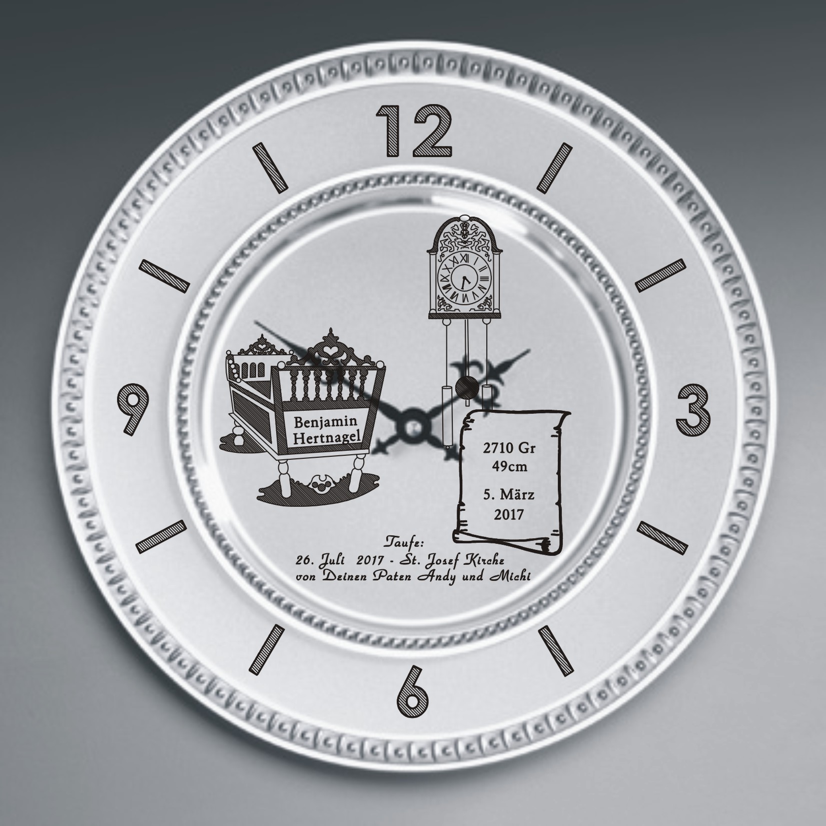 Zinn Uhr mit Gravur Wiege, Uhr